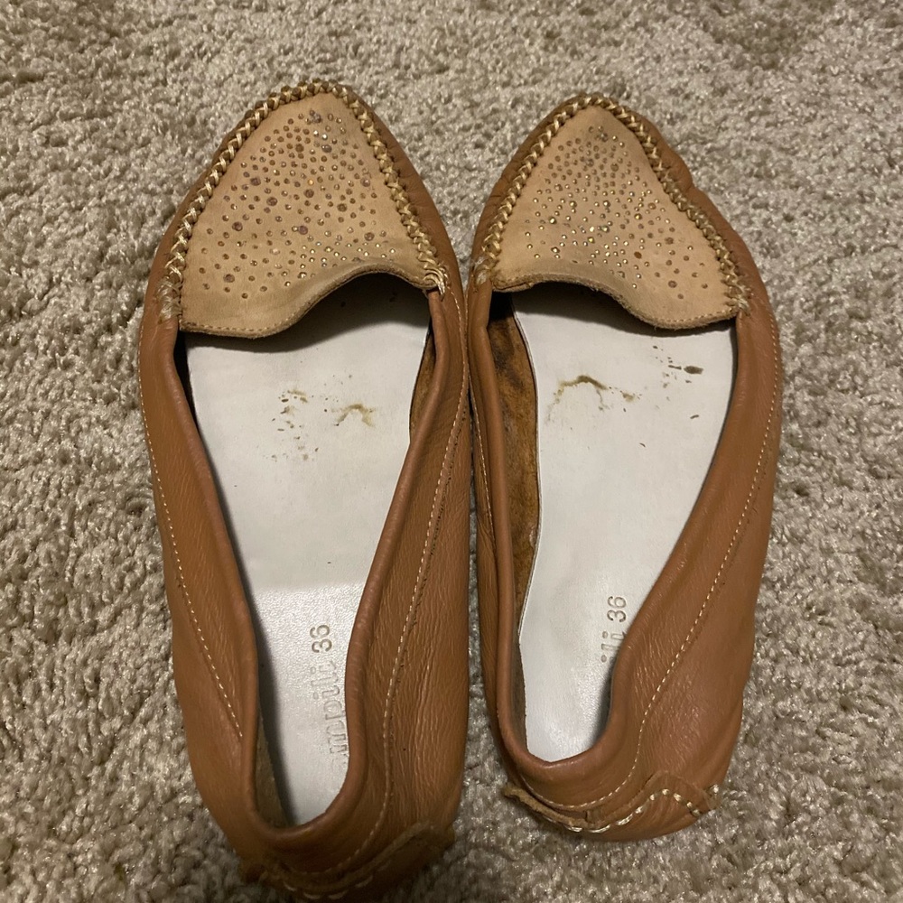 Well worn shoes - flats (feet fetish)